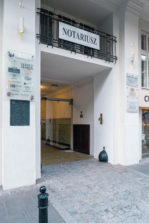 바르샤바 Apartament Grey Pearl Downtown 아파트 외부 사진
